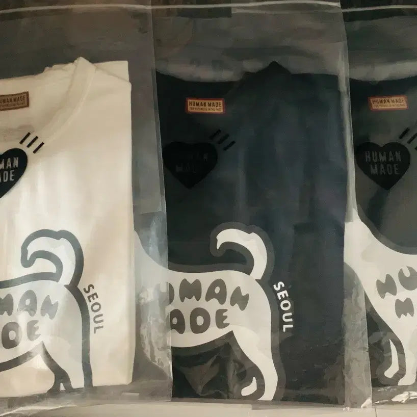 [BUNJANG] Human Made Dog Print T-shirt / 휴먼메이드 강아지 프린팅 반팔티 화이트/블랙 미개봉 새상품