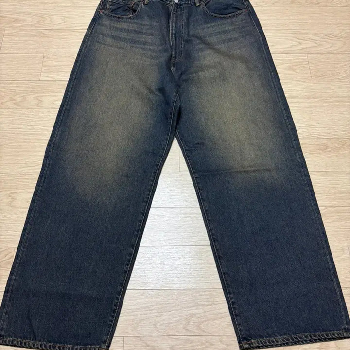 [BUNJANG] Beams Wide Denim Dust Indigo Green Washing XL / Beams 빔즈 와이드 데님 더스트 인디고 녹워싱 XL