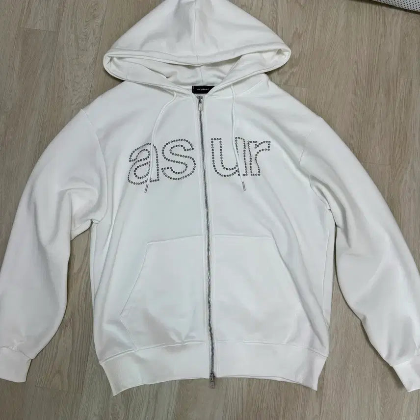 [BUNJANG] As You Are Hotfix Hoodie White M / 애즈유아 핫픽스 후드집업 화이트 M