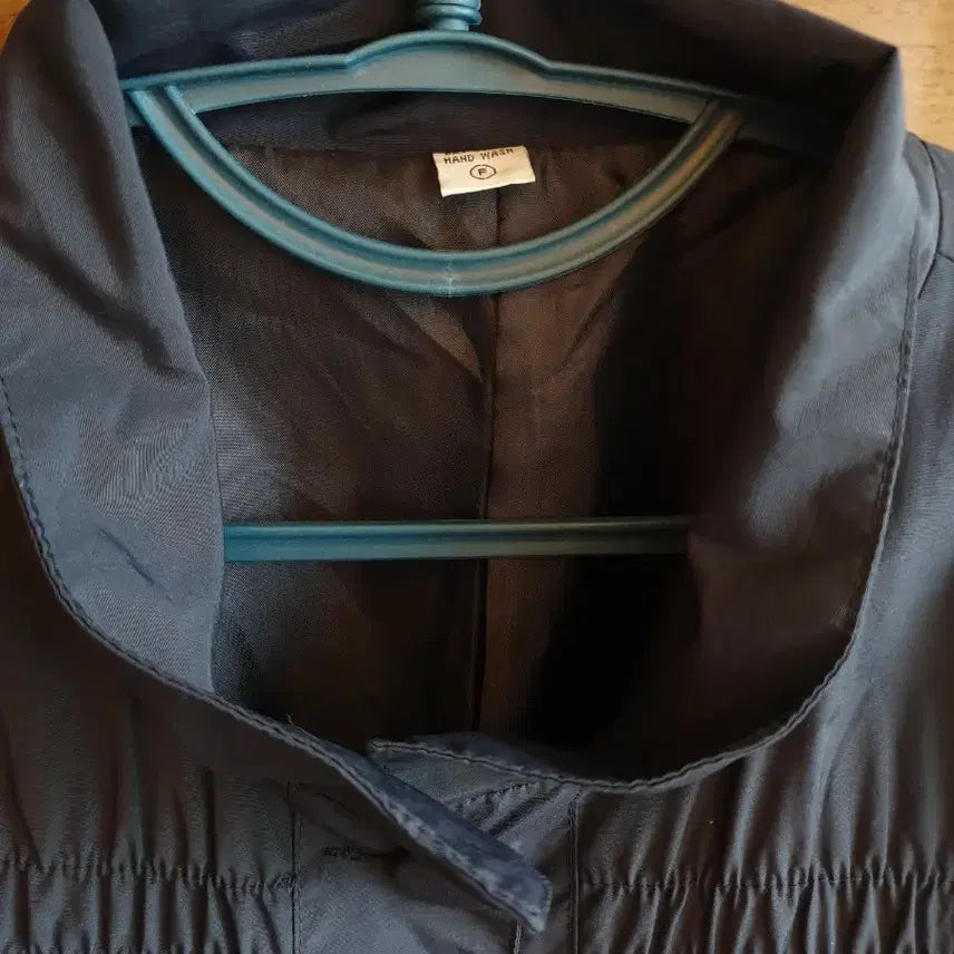 [BUNJANG] Black Shirring Coat / 블랙 셔링 코트