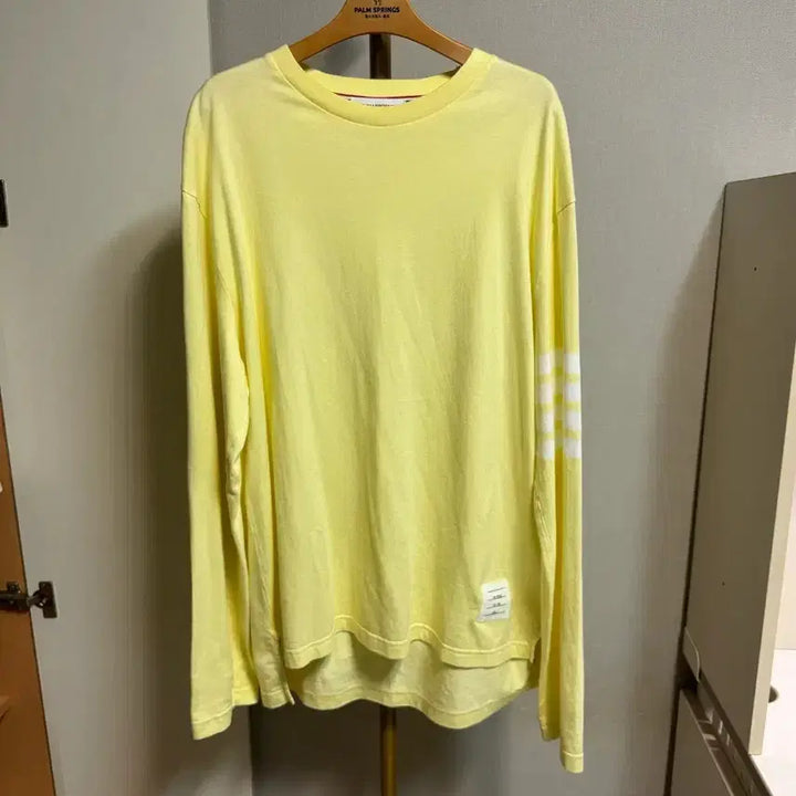 [SOLD OUT] [정품 , 5사이즈] 톰브라운 사선완장 롱슬리브 레몬