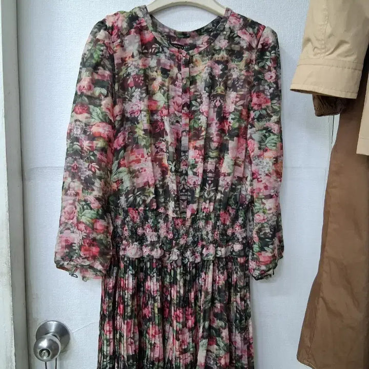 [SOLD OUT] 레니본 플라워 쉬폰 롱 원피스 55