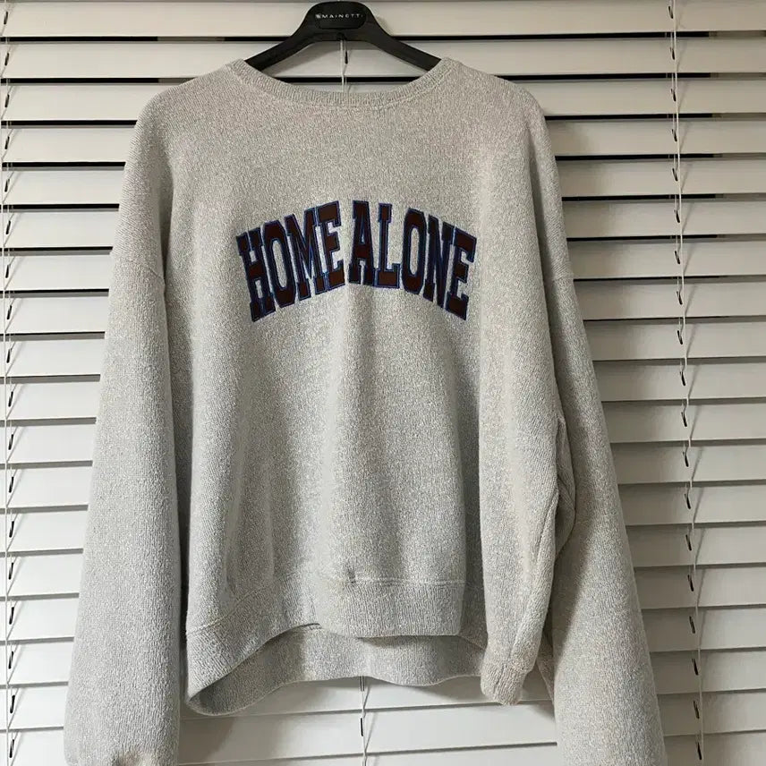 [BUNJANG] Ribbonbit Home Alone Sweatshirt / Ribbonbit(리본빛) 스웻셔츠