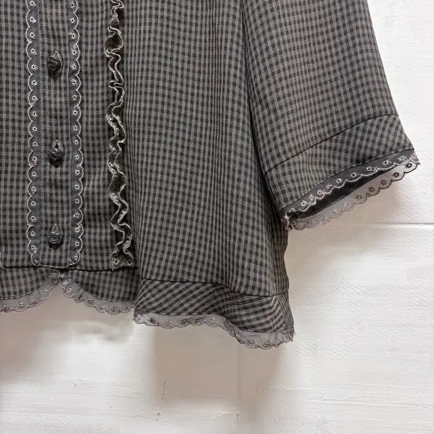 [BUNJANG] Mori Girl See-through Lace Flower Checkered Blouse / 시스루 레이스 플라워 하구미 모리걸 체크 블라우스 M  JPN