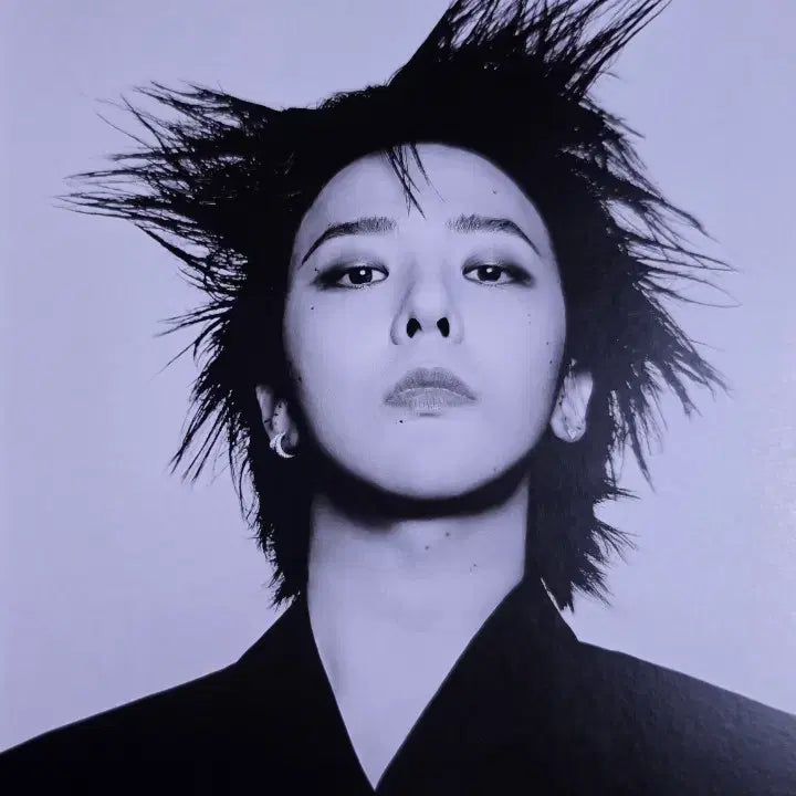 [BUNJANG] G-DRAGON 권지용 2026-2027 캘린더 미개봉 / G-DRAGON 권지용 2026-2027 캘린더 미개봉