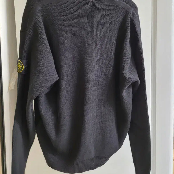 [BUNJANG] Stone Island 26SS Organic Cotton V-Neck Cardigan / [새상품] 클래식의 진화, 26SS 스톤아일랜드 오가닉 코튼 가디건