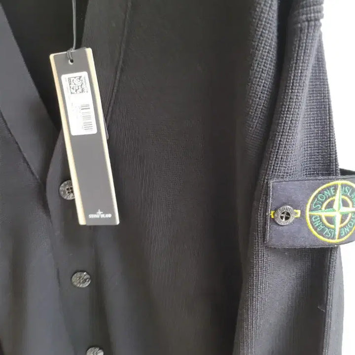 [BUNJANG] Stone Island 26SS Organic Cotton V-Neck Cardigan / [새상품] 클래식의 진화, 26SS 스톤아일랜드 오가닉 코튼 가디건