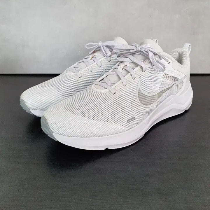 [BUNJANG] Nike Downshifter 12 White (270) / 나이키 다운시프터 12 화이트 (270)