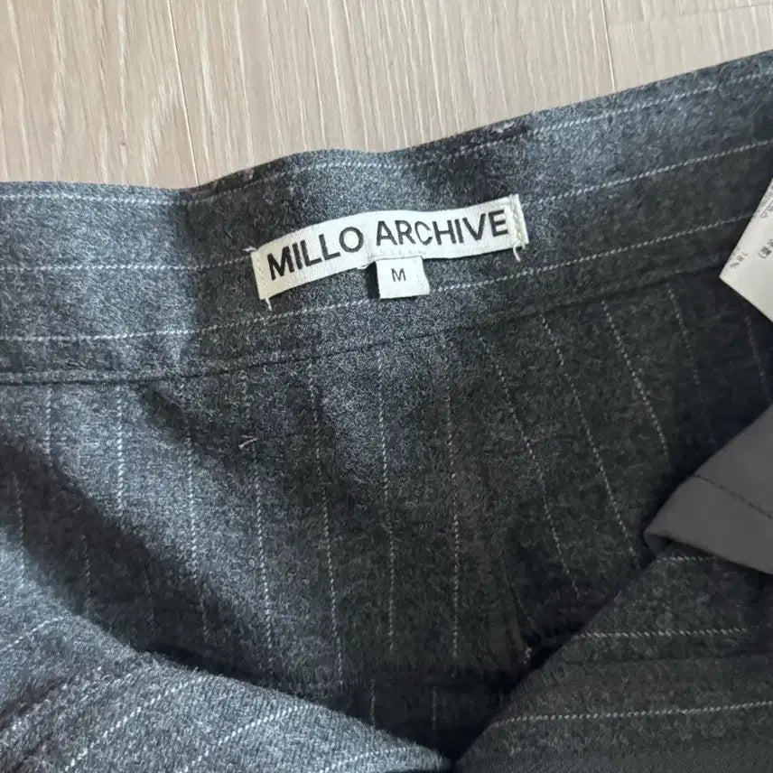 [BUNJANG] Millo Archive Stripe Pants / 밀로 아카이브 스트라이프 팬츠