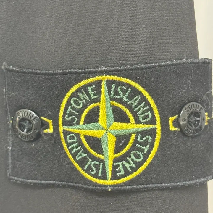 [BUNJANG] Stone Island Soft Shell Jacket / (S) 스톤아일랜드 소프트쉘 블랙