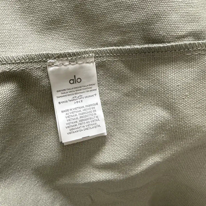 [SOLD OUT] 알로 요가 쇼퍼백 서울에디션