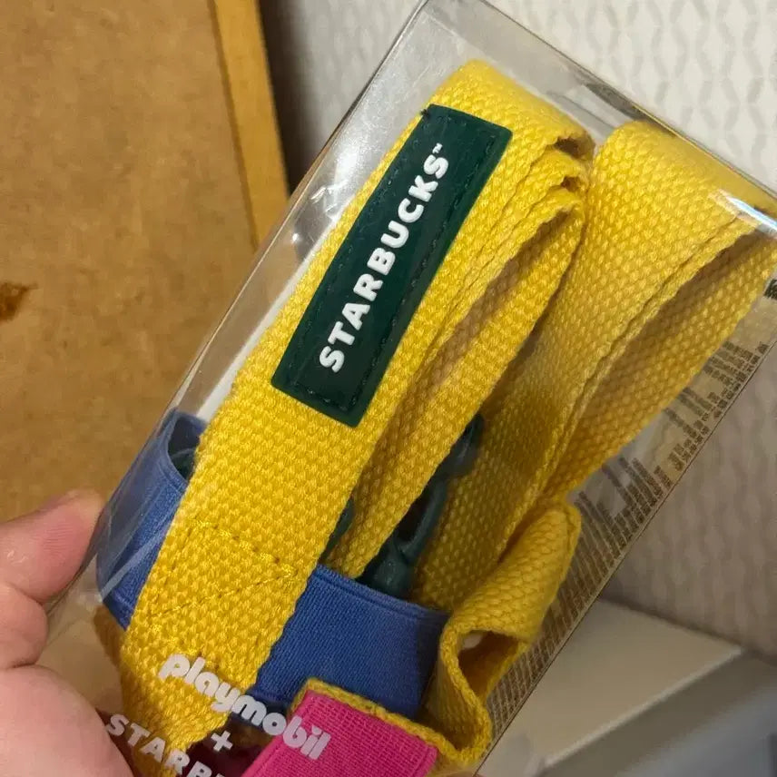 [BUNJANG] Starbucks Playmobil Strap Badge / [미개봉] 스타벅스 플레이모빌 스트랩 뱃지