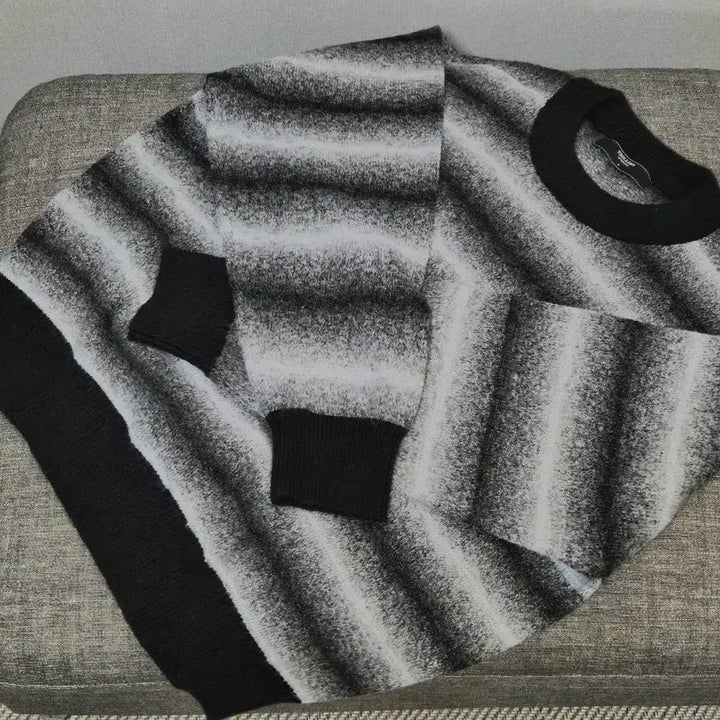 [BUNJANG] Trillion Stripe Crewneck Knit / 트릴리온 스트라이프 크루넥 니트