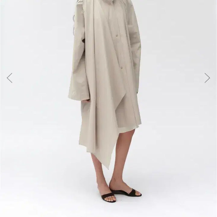 [BUNJANG] Lea Drape Half Trench Coat / Lea 르에 드레이프 하프 트렌치 코트