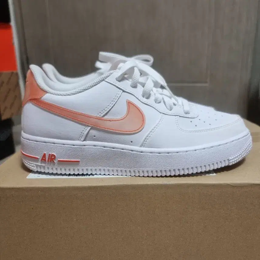 [BUNJANG] Nike Air Force Next Nature Sneakers / 나이키 에어포스 넥스트 네이처 240 사이즈