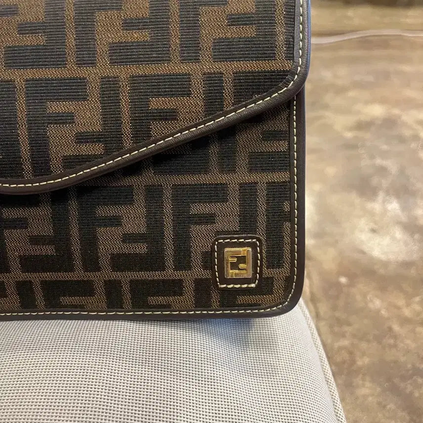 [BUNJANG] Fendi FF Logo Brown Clutch / (정품)펜디 FF 로고 브라운 클러치