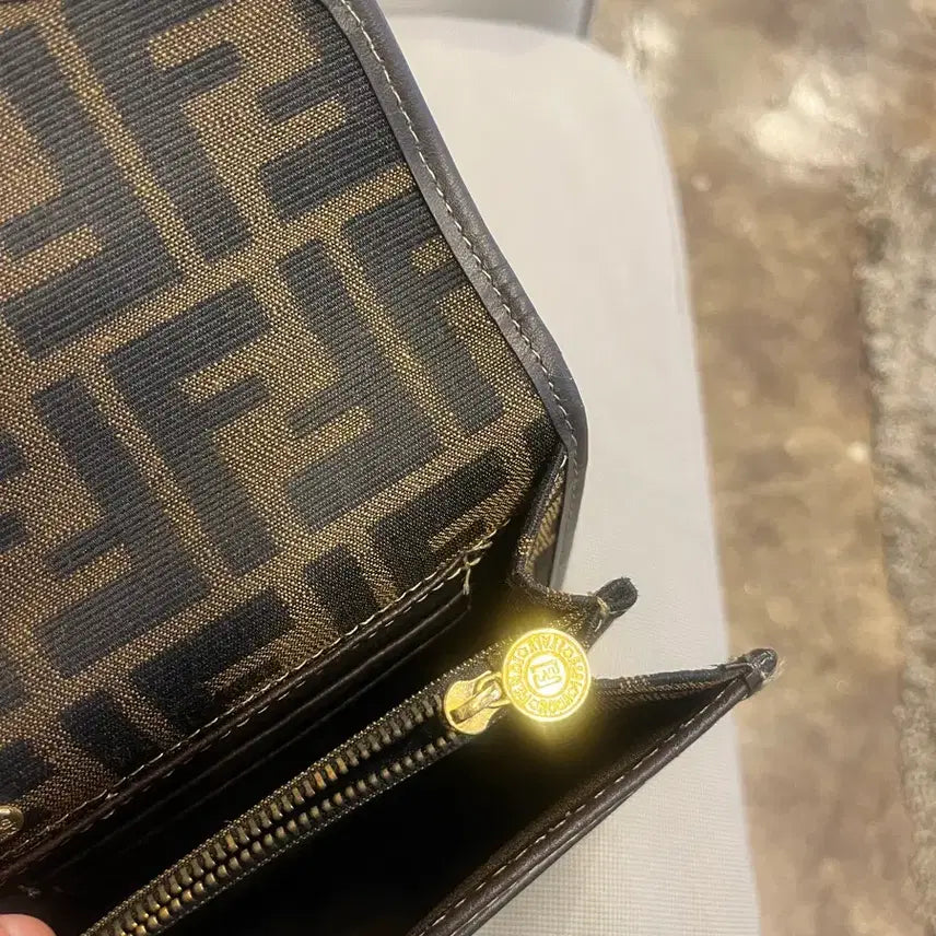 [BUNJANG] Fendi FF Logo Brown Clutch / (정품)펜디 FF 로고 브라운 클러치