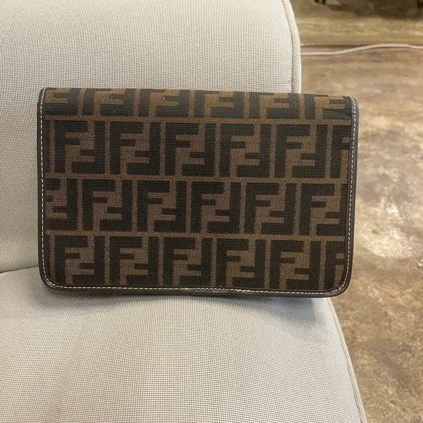 [BUNJANG] Fendi FF Logo Brown Clutch / (정품)펜디 FF 로고 브라운 클러치