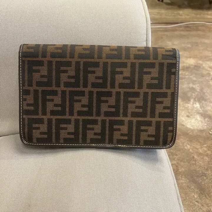 [BUNJANG] Fendi FF Logo Brown Clutch / (정품)펜디 FF 로고 브라운 클러치