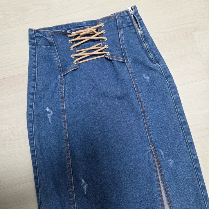 [BUNJANG] Spandex Denim Eyelet Skirt - Size S / (새제품)스판데님 아일렛 스커트 S사이즈
