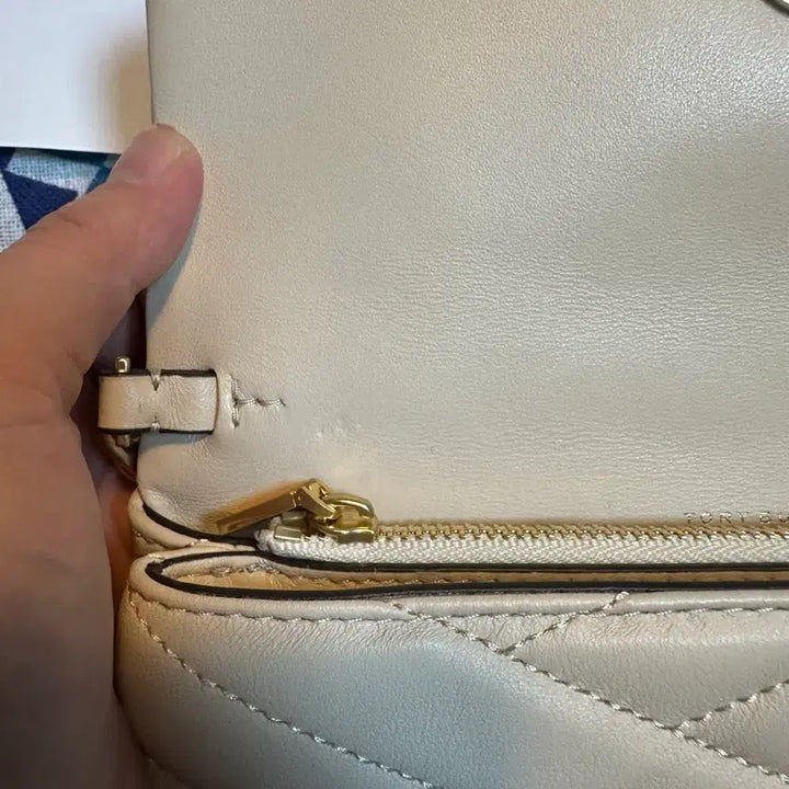 [BUNJANG] Tory Burch Kira Chevron Chain Wallet Ivory / 토리버치 키라 쉐브론 체인 월넛 아이보리