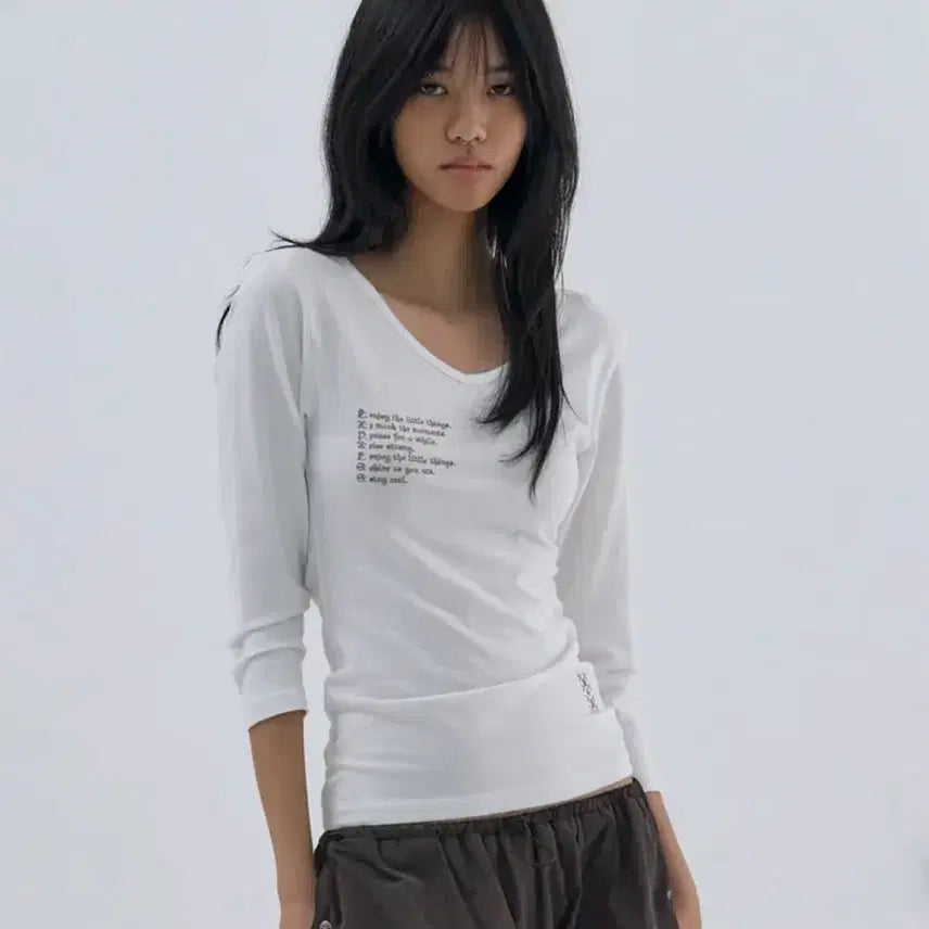 [BUNJANG] Wellbeing Express V-Neck 3/4 Sleeve White Top / 웰빙 익스프레스 V neck 3/4 sleeve White