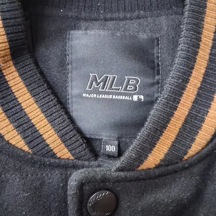 [BUNJANG] MLB New York Yankees Stadium Jumper Black (Size 100) / MLB 뉴욕 양키스 스타디움 점퍼 블랙 100
