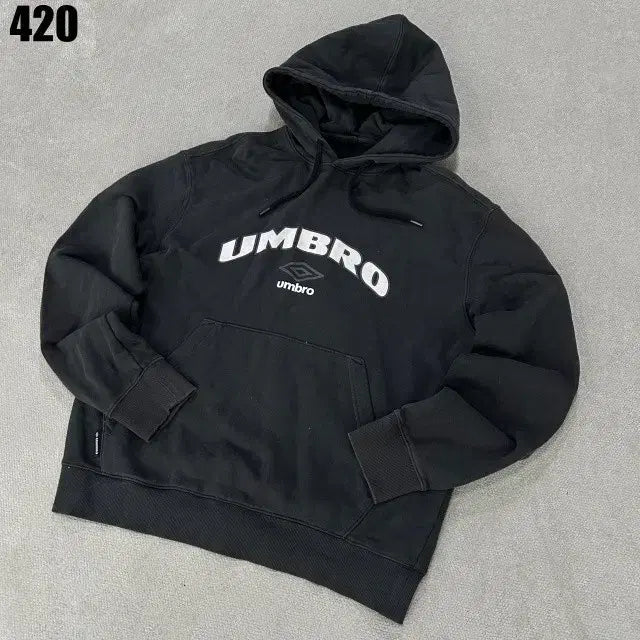 [BUNJANG] Umbro Black Hoodie / 엄브로 블랙 후드티