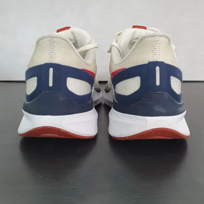 [SOLD OUT] 나이키 스트럭처 25 화이트 레이저 오렌지 (270)