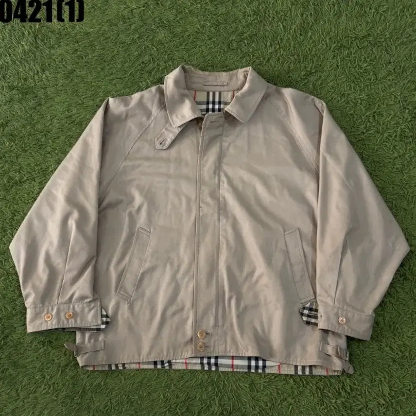 [SOLD OUT] 버버리 집업 자켓 XL