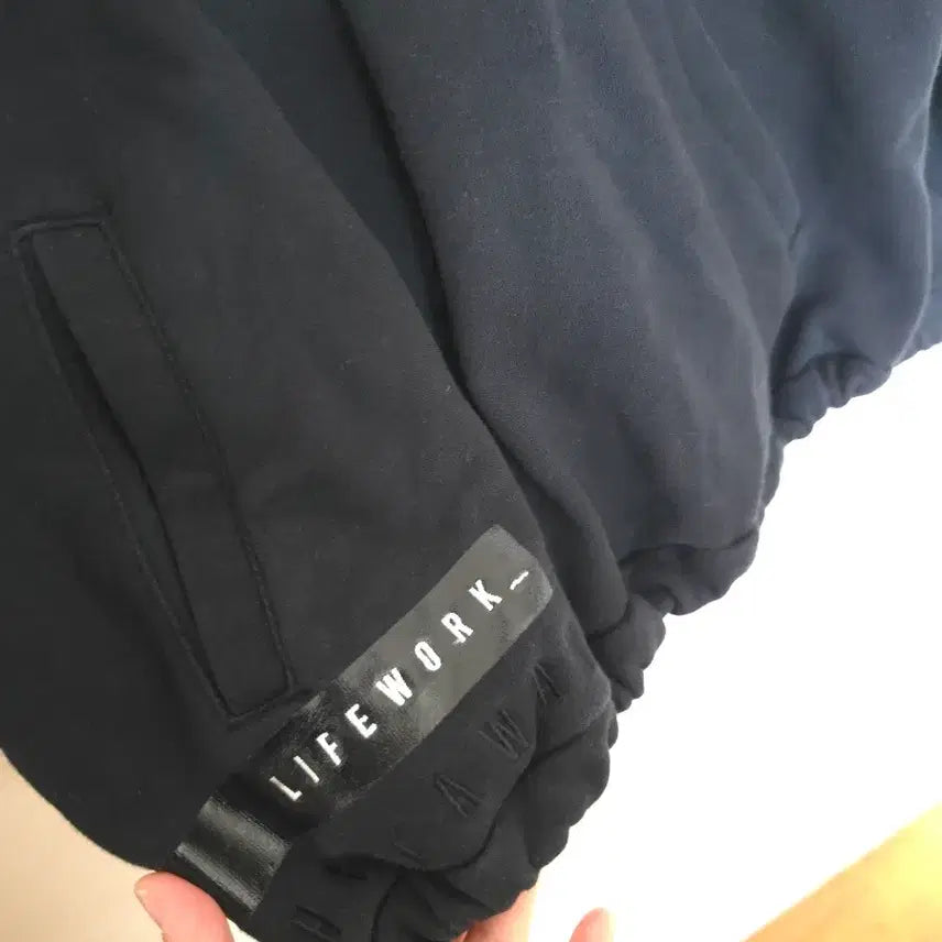 [BUNJANG] Life Work Black Sweatshirt / 라이프워크 맨투맨