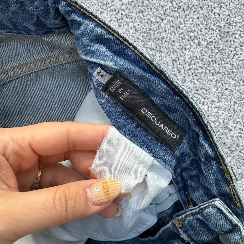 [BUNJANG] Dsquared2 Painting Wash Denim Jeans / 44 디스퀘어드2 페인팅 워싱 데님 청바지 0421J