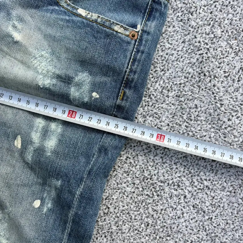 [BUNJANG] Dsquared2 Painting Wash Denim Jeans / 44 디스퀘어드2 페인팅 워싱 데님 청바지 0421J