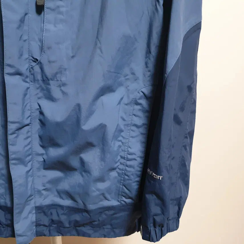 [BUNJANG] The North Face Hooded Windbreaker Jacket (95) / 노스페이스 후드바람막이점퍼/95