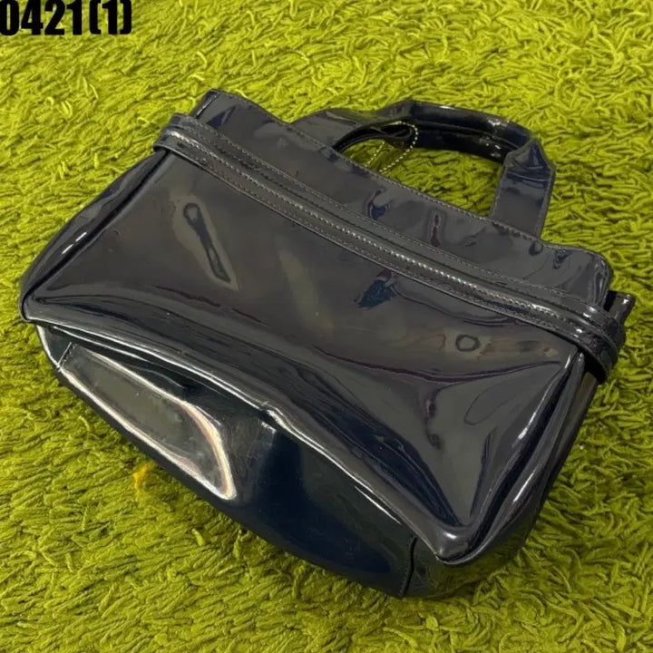 [BUNJANG] Arma Navy Patent Leather Tote Bag / 아르마 네이비 페이턴트 유광 토트백 가방