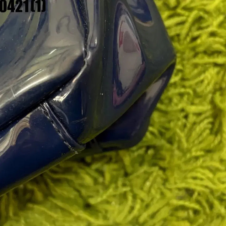[BUNJANG] Arma Navy Patent Leather Tote Bag / 아르마 네이비 페이턴트 유광 토트백 가방