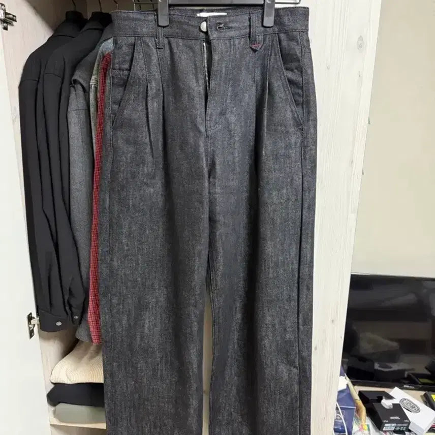 [BUNJANG] Portners Two-Tuck Wide Black Jeans / [S] 포트너스 투턱 와이드 블랙 진