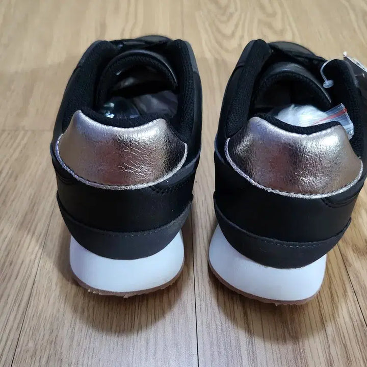 [BUNJANG] Nautica Sneakers - Black - New / 노티카 운동화 새제품