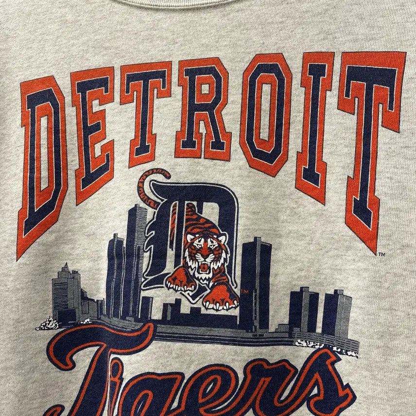 [BUNJANG] Delta Detroit Tigers City Graphic Sweatshirt / 90s 델타 MLB 디트로이트 타이거즈 시티 그래픽 스웻셔츠 N1235