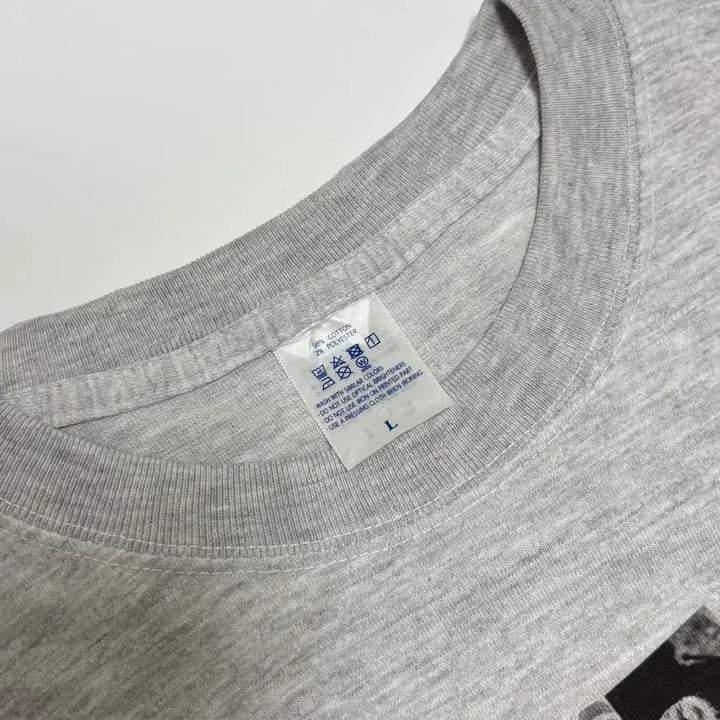 [BUNJANG] Shisa Collage Art Graphic T-shirt / 오키나와 시사(Shisa) 콜라주 아트 그래픽 티셔츠