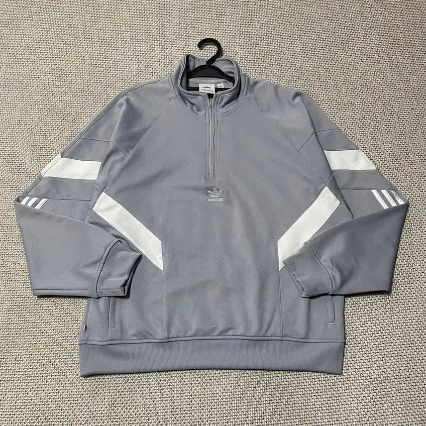 [BUNJANG] Adidas Half-Zip Functional Sweatshirt / L 아디다스 반집업 기능성 맨투맨 B.7602