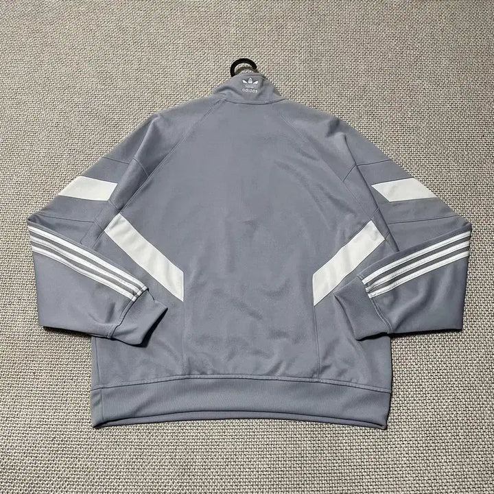 [BUNJANG] Adidas Half-Zip Functional Sweatshirt / L 아디다스 반집업 기능성 맨투맨 B.7602