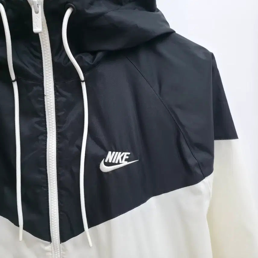 [SOLD OUT] [L] 나이키 윈드브레이커 바람막이