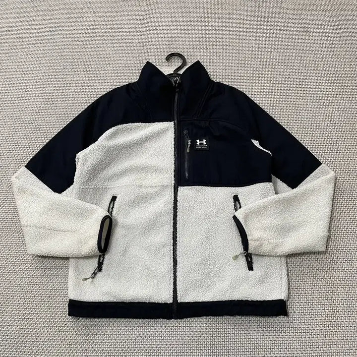 [BUNJANG] Under Armour Fleece Jacket (B.6237) - Size M / M 언더아머 후리스 자켓 B.6237
