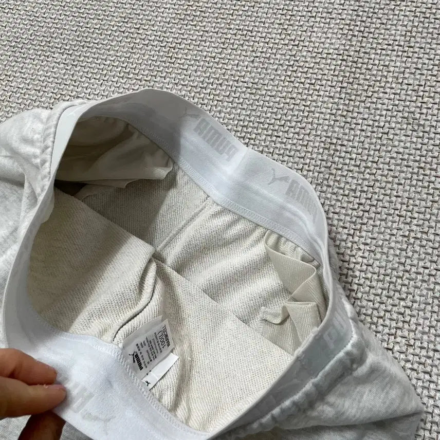 [BUNJANG] Puma Training Pants (Size L) / L 퓨마 트레이닝복 바지 하의 B.6423