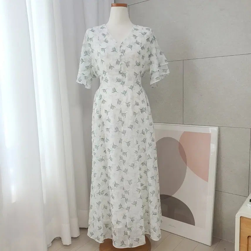 [BUNJANG] Seersucker Flower V-neck Short Sleeve Dress / 새상품) 시어서커 플라워 반팔 원피스