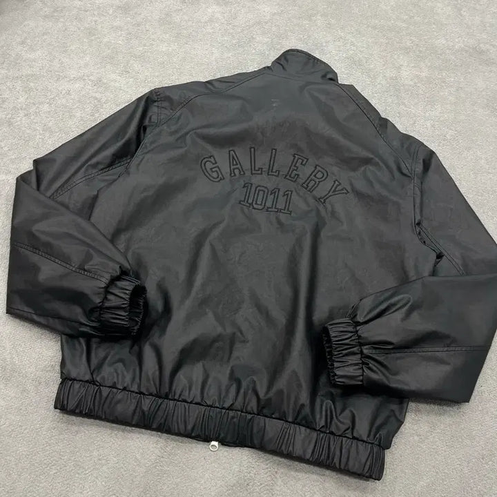 [BUNJANG] F 1011 Gallery Embroidered Logo Leather Two-Way Zip-Up Jacket / F 1011갤러리 자수 로고 레더 투웨이 집업 자켓