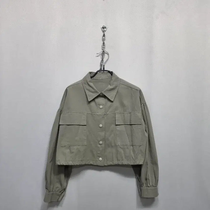 [BUNJANG] Khaki Crop Shirt Jacket / 카키색 크롭 셔츠 자켓