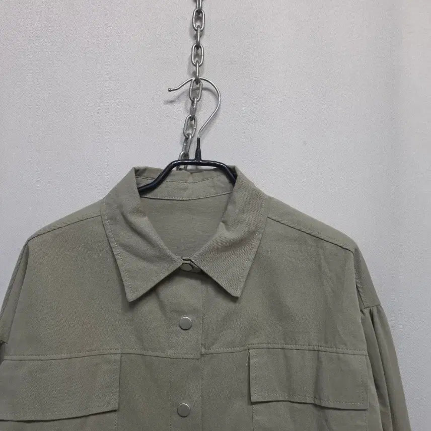 [BUNJANG] Khaki Crop Shirt Jacket / 카키색 크롭 셔츠 자켓