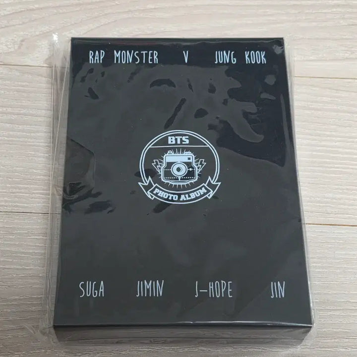 [BUNJANG] 방탄소년단 BTS 포토앨범 + 포카 5장 일괄 양도합니다. / 방탄소년단 BTS 포토앨범 + 포카 5장 일괄 양도합니다.